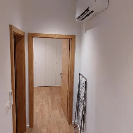 Casa Gray 2 Apartment *